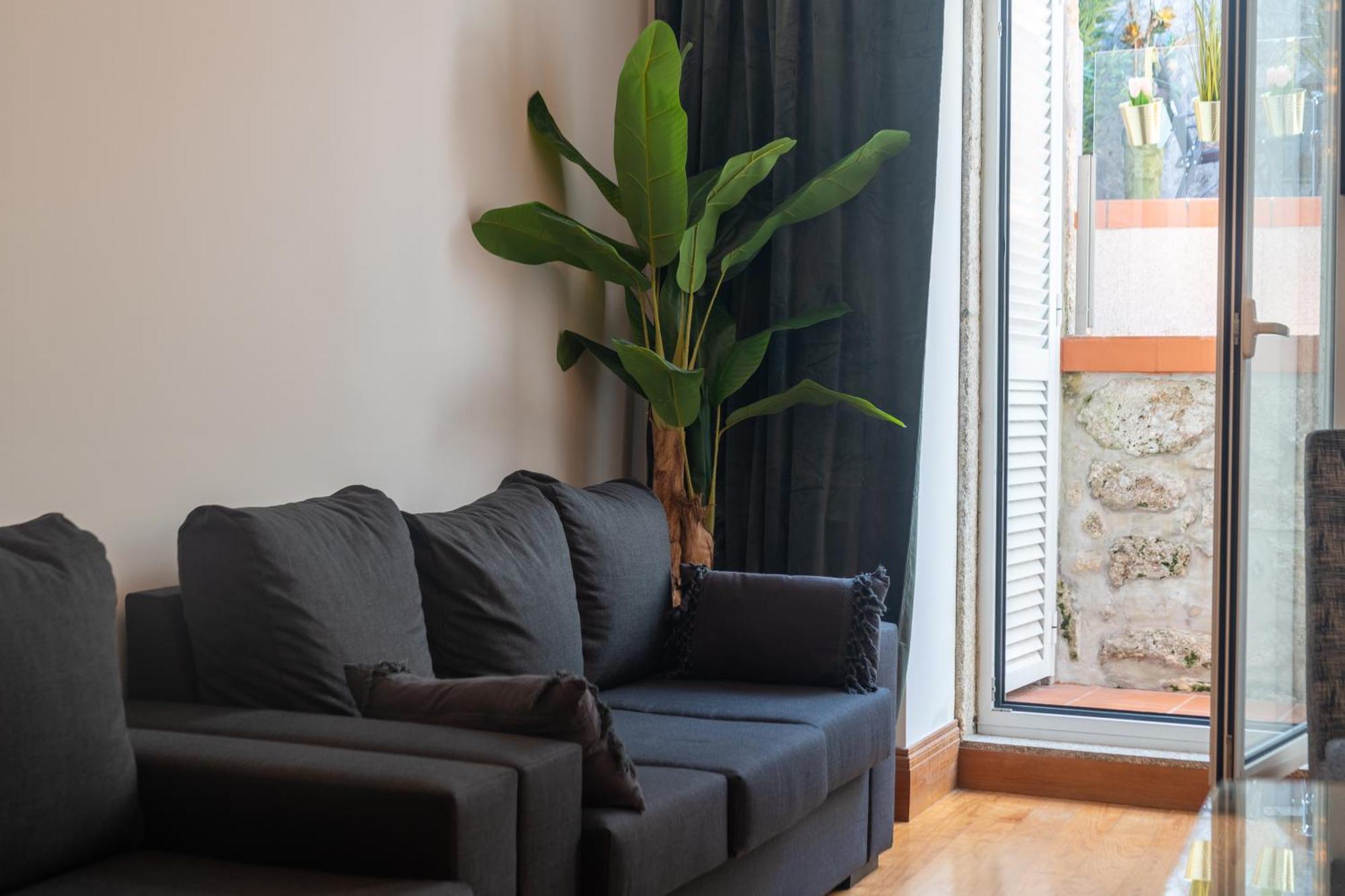 Cozy Nest Hostel ポルト エクステリア 写真